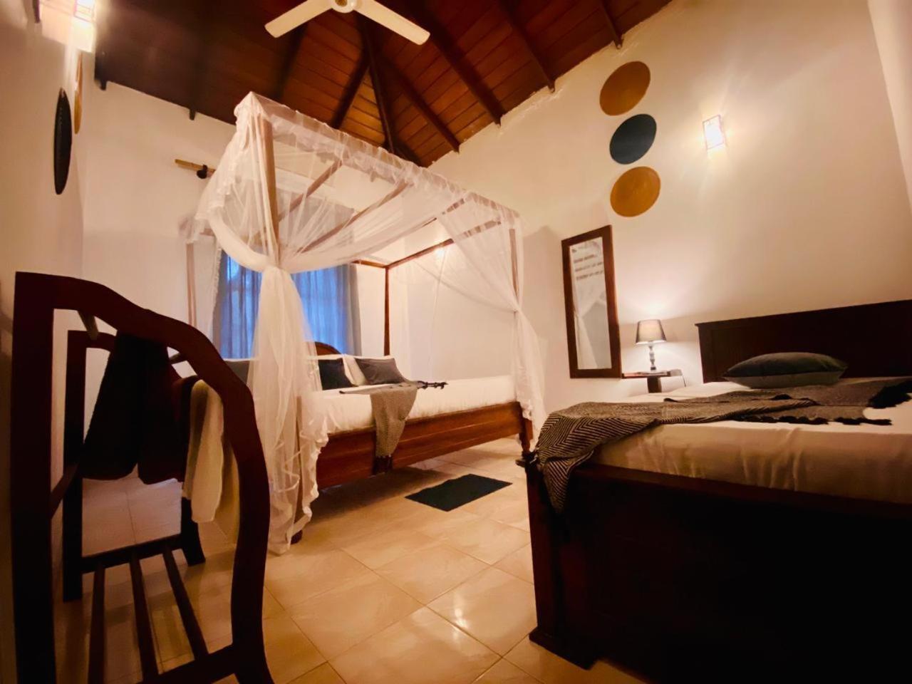 Kingcity Resort Anuradhapura Exterior photo